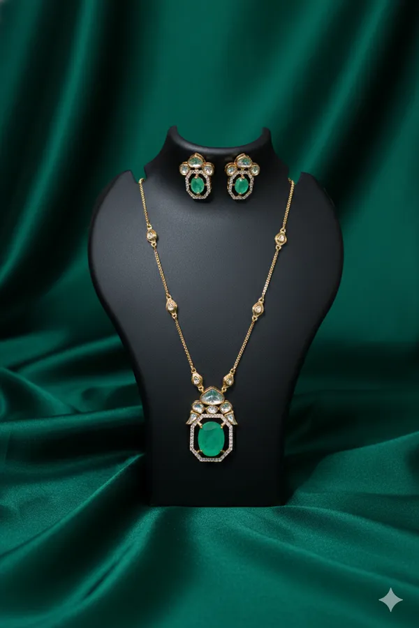 Green_Brass_Necklace_Set_For_Women